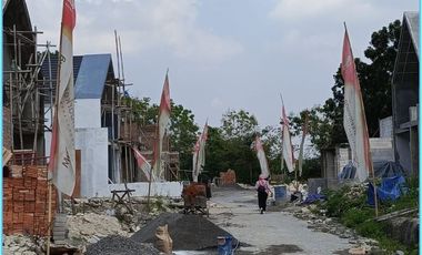 JUAL RUMAH MINIMALIS SLEMAN MURAH 400 JUTAAN DEKAT POM BENSIN AMBARKETAWANG