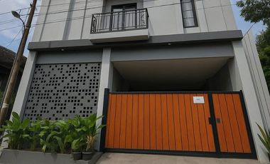 Jual Kost Pogung Belakang McDonalds Kaliurang UGM Jogja, Full Penghuni