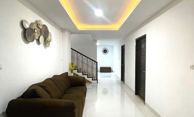 Jual Kost Full Penghuni; 30 Kamar Dekat UGM Jogja, Sertifikat Hak Milik