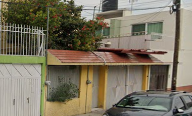 Casa en venta CDMX. MILITAR MARTE