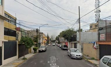 Casa en venta CDMX. MILITAR MARTE