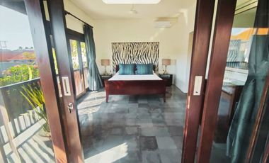 DIJUAL VILLA STRATEGIS LOKASI CANGGU