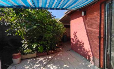 SE VENDE CASA LA FLORIDA 200 MTS2 3D 1B + 2 ESTAC