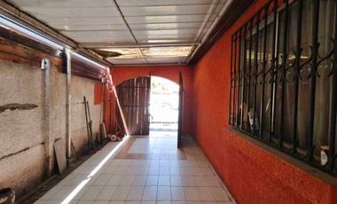 SE VENDE CASA LA FLORIDA 200 MTS2 3D 1B + 2 ESTAC