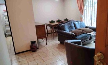 SE VENDE CASA LA FLORIDA 200 MTS2 3D 1B + 2 ESTAC