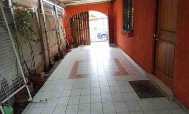 SE VENDE CASA LA FLORIDA 200 MTS2 3D 1B + 2 ESTAC
