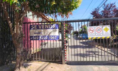SE VENDE CASA LA FLORIDA 200 MTS2 3D 1B + 2 ESTAC