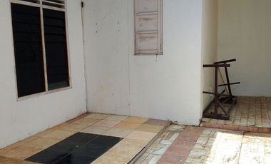 Rumah Siap Huni Dekat Fasilitas Umum Disewakan, di Denpasar Barat Area