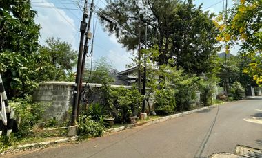Rumah Bagus 2 Lantai Siap Huni Lokasi nyaman, asri dan aman di Cipete, Jakarta Selatan