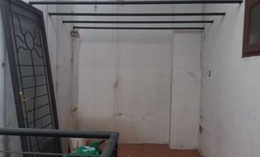 Disewakan Rumah 2 Lantai Harga Bagus Lokasi Idaman Raffles HIlls