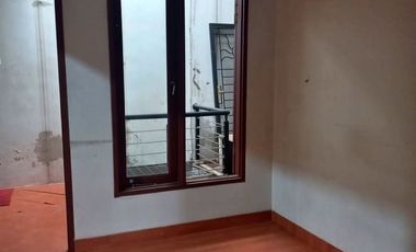 Disewakan Rumah 2 Lantai Harga Bagus Lokasi Idaman Raffles HIlls