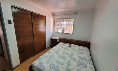Se vende amplia casa de 4 dormitorios, a pasos de metro Los Quillayes,linea 4