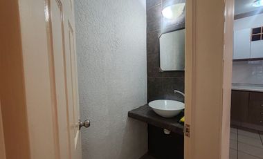 BONITA CASA EN RENTA EN COL. HOGARES DEL ALAMO