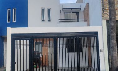 BONITA CASA EN RENTA EN COL. HOGARES DEL ALAMO