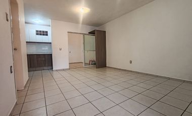 BONITA CASA EN RENTA EN COL. HOGARES DEL ALAMO