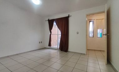 BONITA CASA EN RENTA EN COL. HOGARES DEL ALAMO