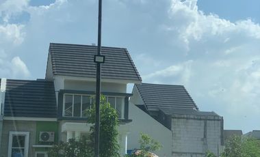 LELANG Rumah di Perumahan bluru permai ,desa rangkah kidul,kec Sidoarjo