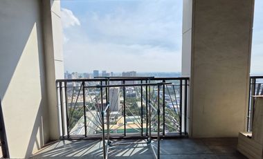 ADMIRAL BAY SUITES RESIDENCES EAST