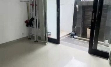 Rumah Mewah dan Luas Disewakan, di Gatsu Tengah, Denpasar Area