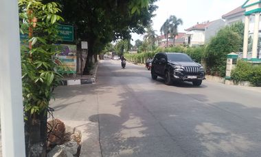 Disewakan Ruko 3 Lantai di Petukangan Selatan Pesanggrahan Jakarta Selatan