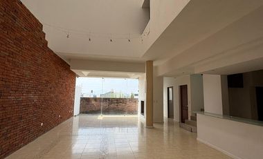 CASA EN RENTA EN RESIDENCIAL ALTOZANO
