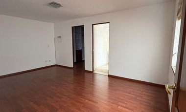 CASA EN RENTA EN RESIDENCIAL ALTOZANO