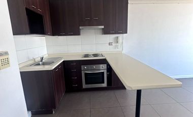 Arriendo departamento en edificio Activo