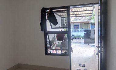 ‼️DIBAWAH HARGA PASARAN‼️   Rumah BARU RENOVASI di Perumahan Griya Kebraon Karang Pilang Wiyung Surabaya.