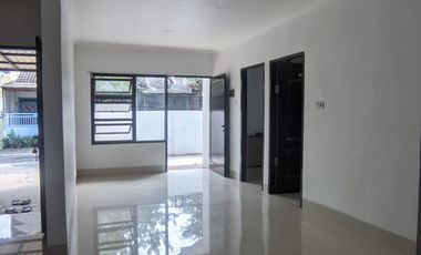 ‼️DIBAWAH HARGA PASARAN‼️   Rumah BARU RENOVASI di Perumahan Griya Kebraon Karang Pilang Wiyung Surabaya.