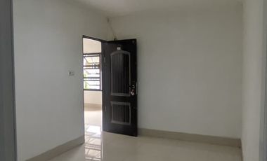 ‼️DIBAWAH HARGA PASARAN‼️   Rumah BARU RENOVASI di Perumahan Griya Kebraon Karang Pilang Wiyung Surabaya.