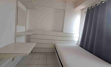 Apartemen Menteng Square Salemba Jakpus disewakan tahunan termurah semi  furnished