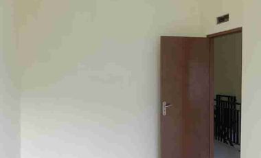 MURAH SEKALI JARANG ADA, DIJUAL RUMAH BAGUS 2 LANTAI DLM CLUSTER CONDET