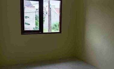 MURAH SEKALI JARANG ADA, DIJUAL RUMAH BAGUS 2 LANTAI DLM CLUSTER CONDET