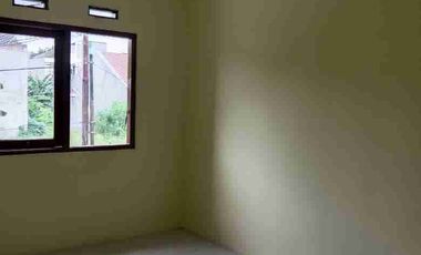 MURAH SEKALI JARANG ADA, DIJUAL RUMAH BAGUS 2 LANTAI DLM CLUSTER CONDET
