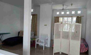 Rumah Bagus di Cluster Elite Kediri
