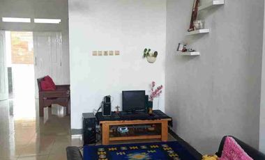 Rumah Bagus di Cluster Elite Kediri