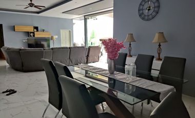 FOR QUICK SALE – Luxury Home on 489 m² Land in Perjuangan, Cirebon