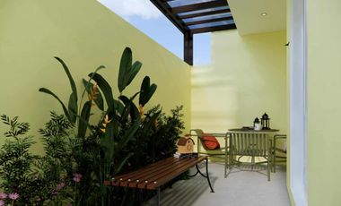 Most spacious 4 Bedroom Townhouse.  Perfect location that is very much accessible to everyday needs