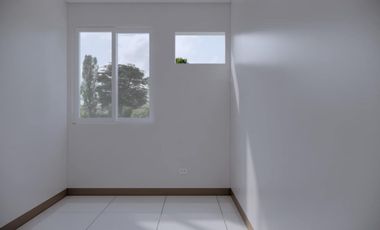 Most spacious 4 Bedroom Townhouse.  Perfect location that is very much accessible to everyday needs