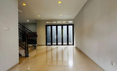 HOT DEAL !!! Rumah Bagus Minimalis di Cherry Field Ciganitri Bandung Dekat stt telkom