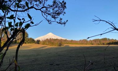 Parcela orilla de camino sector Huincacara Villarrica