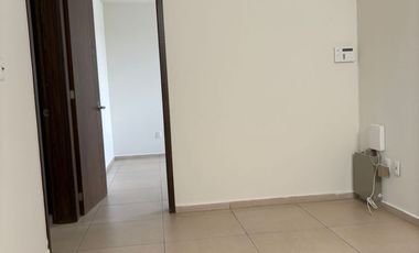 CASA EN RENTA EN ALTOZANO