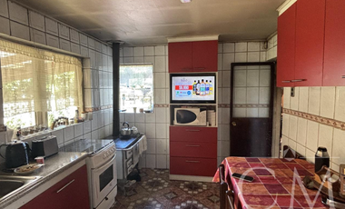 Amplia casa en Villa Europa, Valdivia, 5 dormitorios y 3 baños