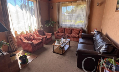 Amplia casa en Villa Europa, Valdivia, 5 dormitorios y 3 baños