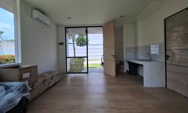 Disewakan rumah komplek Cendana Garden Karawaci