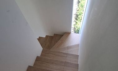 Disewakan rumah komplek Cendana Garden Karawaci