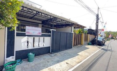 RUMAH DIJUAL DI SOLO KARTASURA DEKAT LAPANGAN NGEMPLAK KARTASURA, STASIUN GAWOK