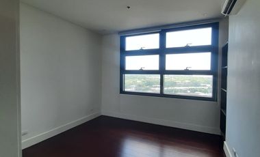 GARDEN TOWERS 2BR FOR SALE
