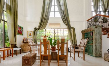 Large 6 Bedroom House with Swimming Pool for Rent in Mactan