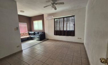 CASA EN VENTA EN ESQUINA, REAL DEL VALLE, SANTA CATARINA